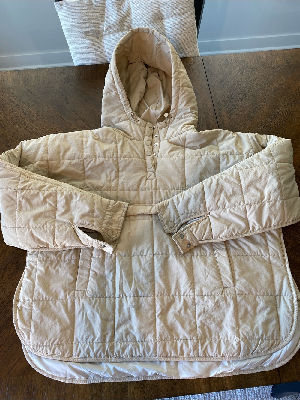 Quilted Hooded Pullover Puffer Jacket in Cream